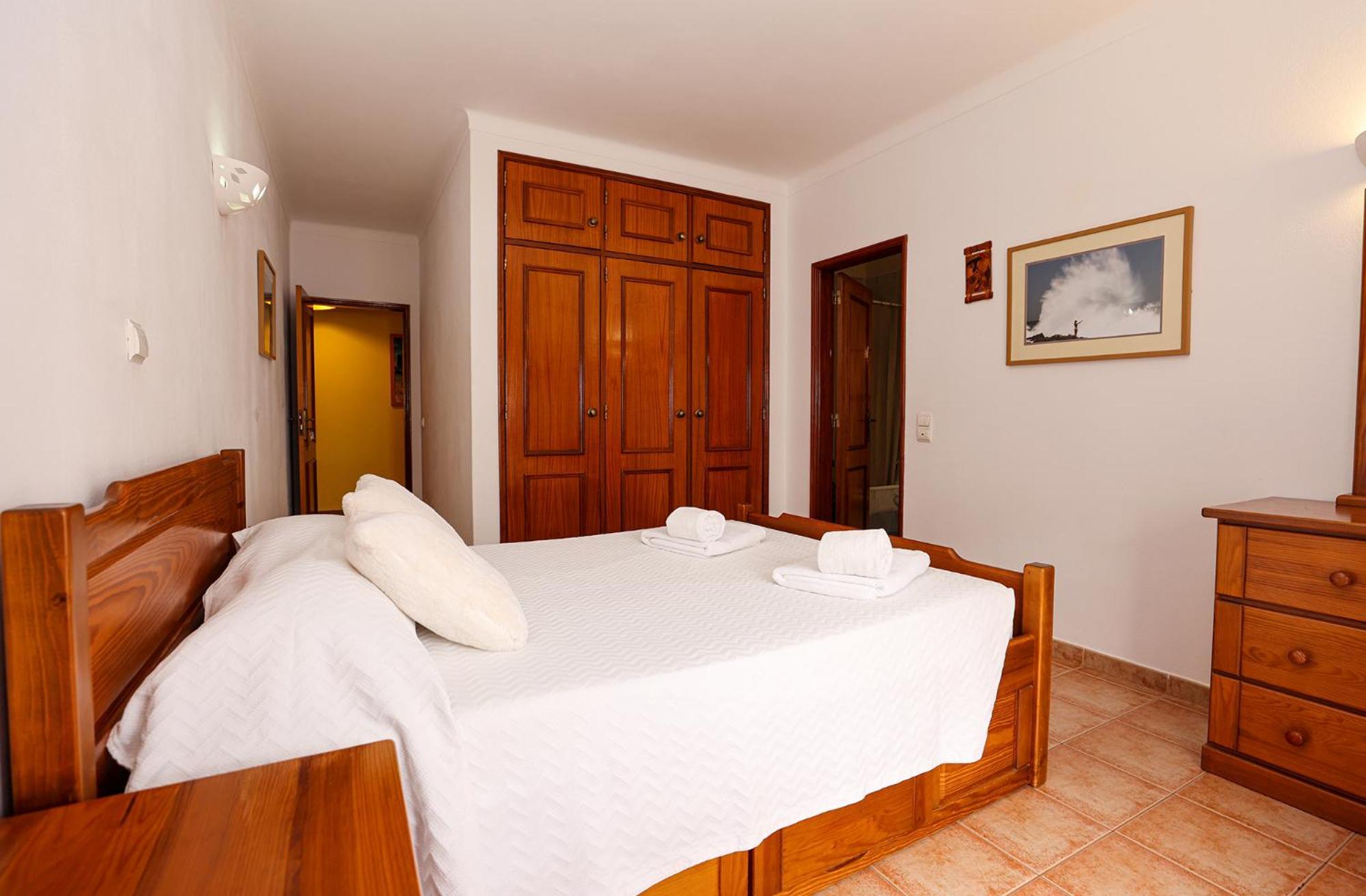 P - Meia-Praia Seaview Guesthouse Лагуш Екстер'єр фото