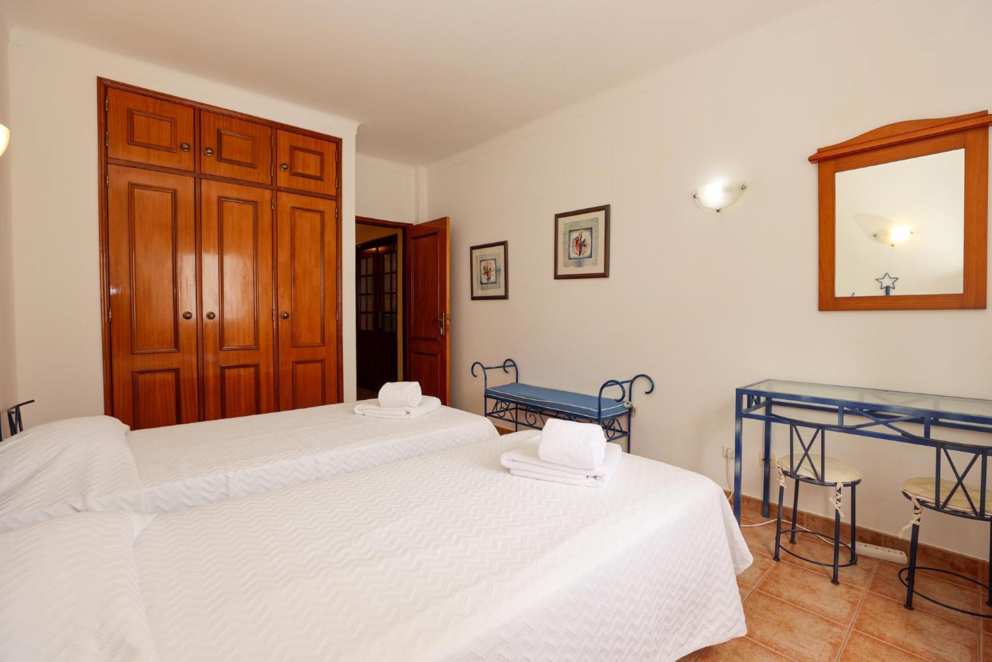 P - Meia-Praia Seaview Guesthouse Лагуш Екстер'єр фото